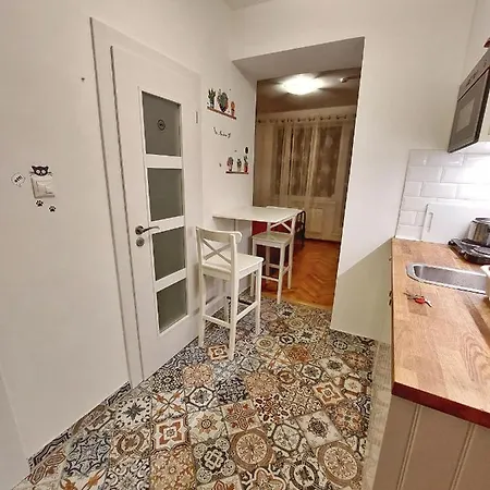 Apartamento Near Bus Station With The Self-check-in